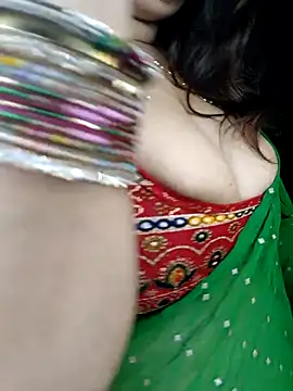 Snapshot of SIDDHAA--897 chatting on 07-10-26, 02:28 SIDDHAA--897 online show from 07-10-26, 02:28