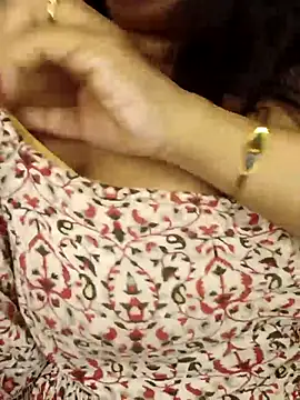 Snapshot of SIDDHAA--897 chatting on 02-19-26, 02:47 SIDDHAA--897 online show from 02-19-26, 02:47