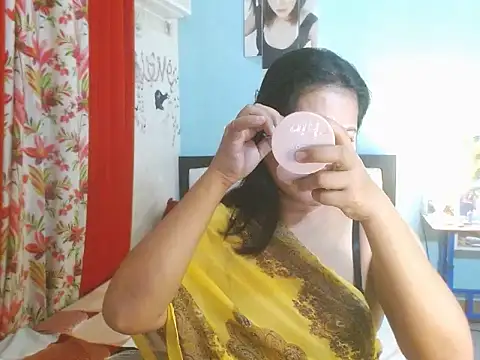 PearlOfAsia21 online show from 02-12-26, 02:11