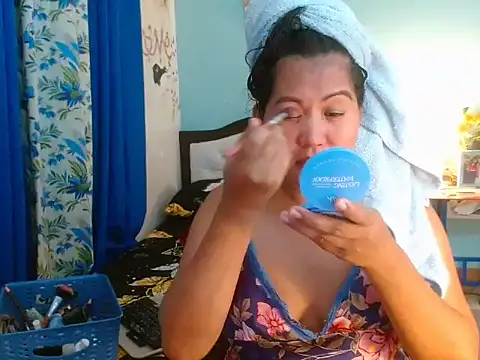 PearlOfAsia21 online show from 11-29-25, 01:06