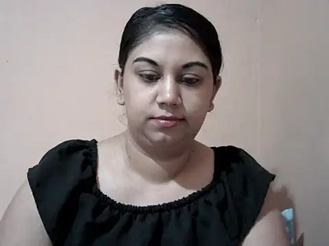 bellachow10 online show from 06-12-26, 06:55