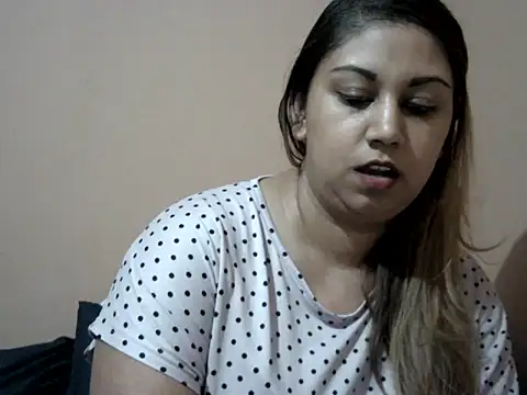 bellachow10 online show from 01-10-26, 08:37