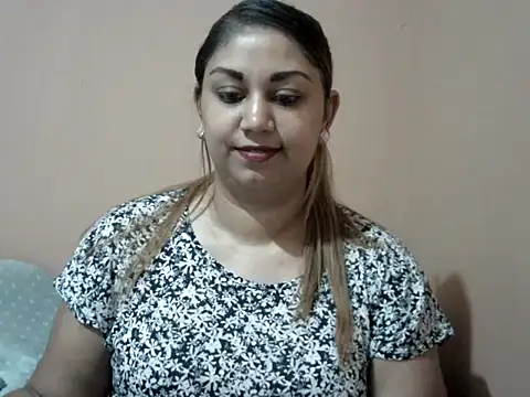 bellachow10 online show from 12-16-25, 10:19