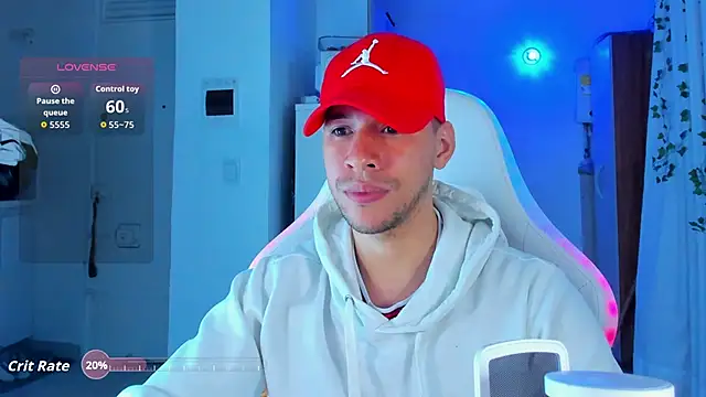 Snapshot of petter_coleman_ chatting on 01-07-26, 09:03 petter coleman online show from 01-07-26, 09:03