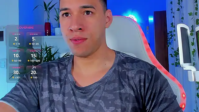 Snapshot of petter_coleman_ chatting on 02-08-26, 06:00 petter coleman online show from 02-08-26, 06:00