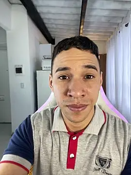 Snapshot of petter_coleman_ chatting on 12-18-25, 10:02 petter coleman online show from 12-18-25, 10:02