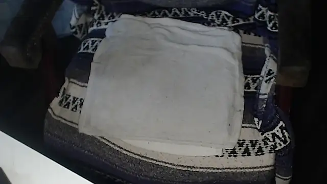 Snapshot of QueenDenizeAndTheCaptain chatting on 10-18-25, 09:39 QueenDenizeAndTheCaptain online show from 10-18-25, 09:39