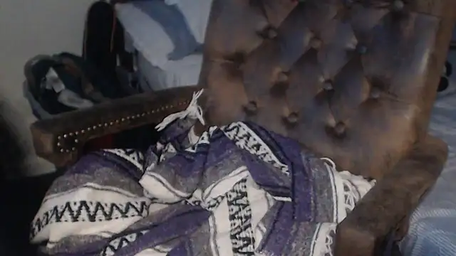 Snapshot of QueenDenizeAndTheCaptain chatting on 04-15-26, 12:16 QueenDenizeAndTheCaptain online show from 04-15-26, 12:16