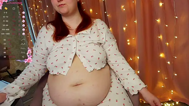 Snapshot of Mia_Bows chatting on 07-04-26, 10:58 Mia Bows online show from 07-04-26, 10:58