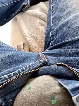 Snapshot of mickzizi chatting on 02-27-25, 01:07 mickzizi online show from 02-27-25, 01:07