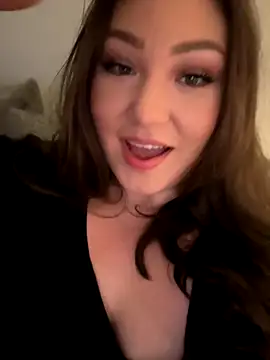 RosieDixx online show from 11-30-25, 03:18