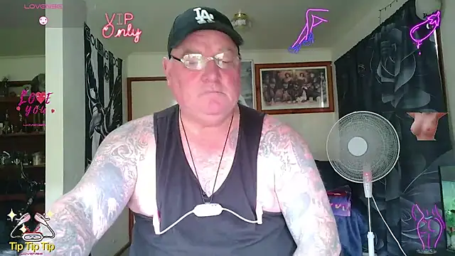 Snapshot of HOTANAL chatting on 06-02-26, 02:22 HOTANAL online show from 06-02-26, 02:22