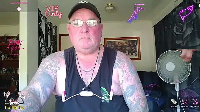 Snapshot of HOTANAL chatting on 05-22-26, 02:53 HOTANAL online show from 05-22-26, 02:53