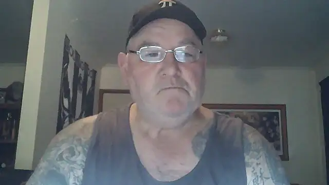 Snapshot of HOTANAL chatting on 10-04-25, 10:33 HOTANAL online show from 10-04-25, 10:33