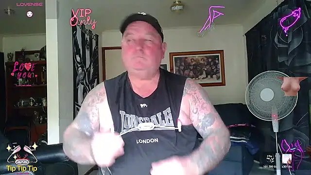 Snapshot of HOTANAL chatting on 05-21-26, 01:36 HOTANAL online show from 05-21-26, 01:36