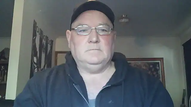 Snapshot of HOTANAL chatting on 10-12-25, 09:49 HOTANAL online show from 10-12-25, 09:49