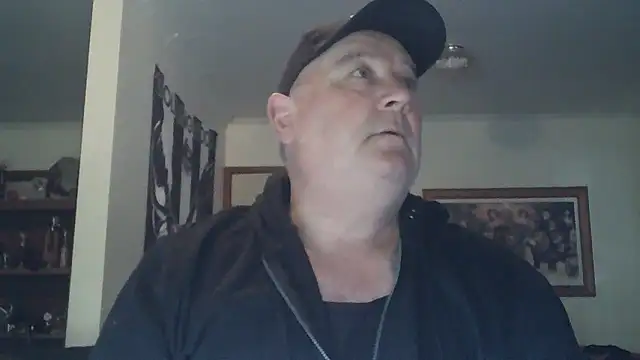 Snapshot of HOTANAL chatting on 09-20-25, 11:43 HOTANAL online show from 09-20-25, 11:43