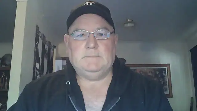 Snapshot of HOTANAL chatting on 10-08-25, 10:32 HOTANAL online show from 10-08-25, 10:32