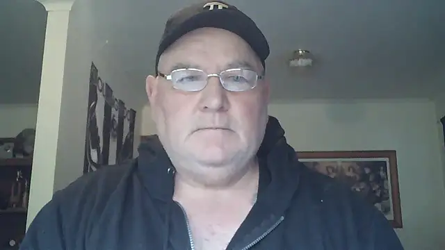 Snapshot of HOTANAL chatting on 09-26-25, 10:49 HOTANAL online show from 09-26-25, 10:49