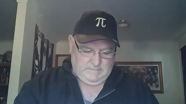 Snapshot of HOTANAL chatting on 09-21-25, 11:10 HOTANAL online show from 09-21-25, 11:10