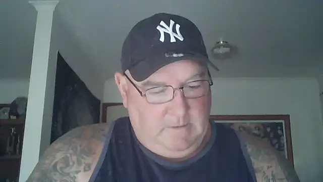 Snapshot of HOTANAL chatting on 03-17-25, 04:29 HOTANAL online show from 03-17-25, 04:29