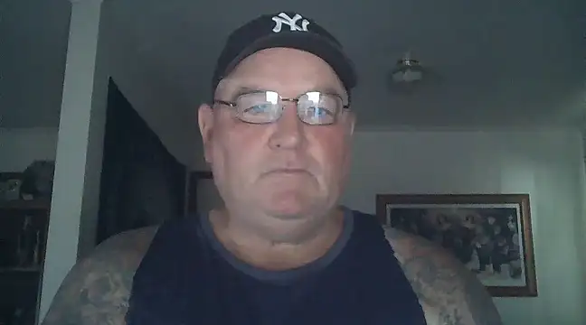Snapshot of HOTANAL chatting on 03-19-25, 01:43 HOTANAL online show from 03-19-25, 01:43