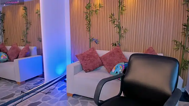kimbrownn online show from 07-18-26, 11:19