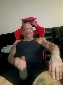 yellowwetfox online show from 02-05-26, 02:35