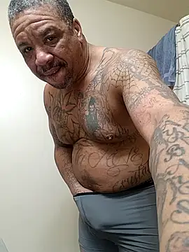 yellowwetfox online show from 02-18-26, 03:19