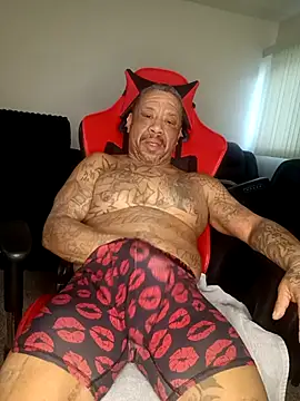 yellowwetfox online show from 02-11-26, 02:28