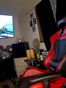 yellowwetfox online show from 01-07-25, 04:08