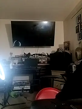 yellowwetfox online show from 03-22-25, 01:08