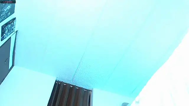 Juls winter  online show from 03-21-25, 07:35