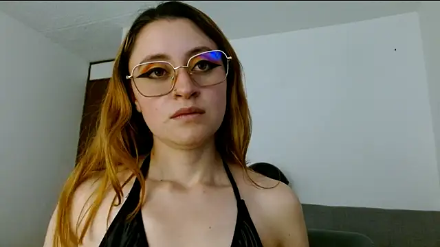 Juls winter  online show from 04-17-26, 07:38