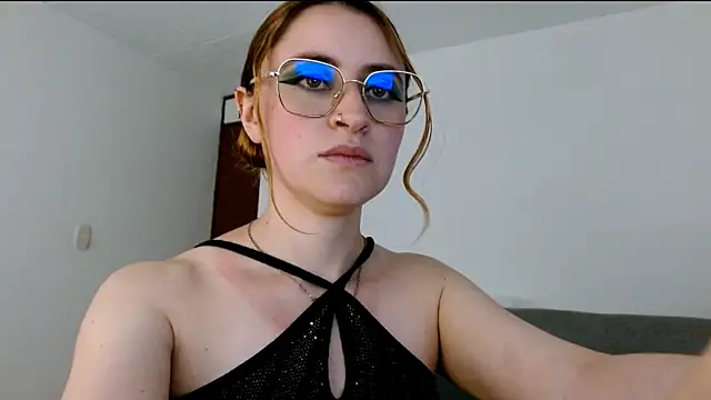 Juls winter  online show from 03-12-26, 06:12