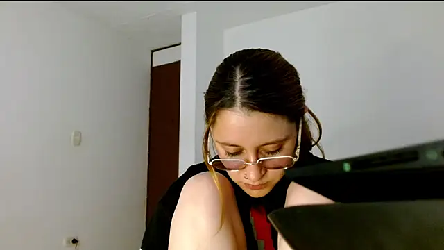 Juls winter  online show from 03-07-26, 08:58