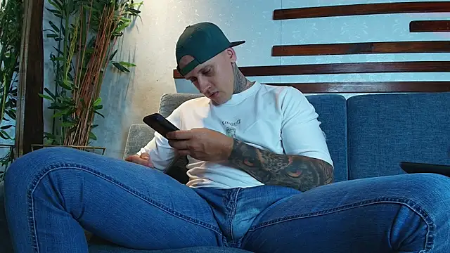 Joeysexx2 online show from 11-10-25, 03:33