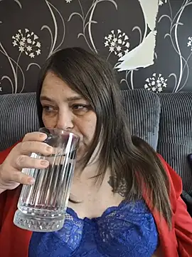 HouseWifeWhore Milf online show from 06-30-26, 01:22