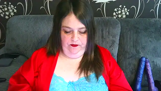 Snapshot of HouseWifeWhore_Milf chatting on 03-29-26, 03:13 HouseWifeWhore Milf online show from 03-29-26, 03:13