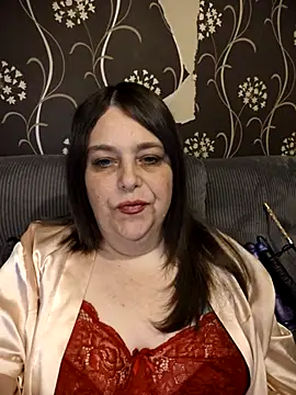Snapshot of HouseWifeWhore_Milf chatting on 05-08-26, 11:08 HouseWifeWhore Milf online show from 05-08-26, 11:08
