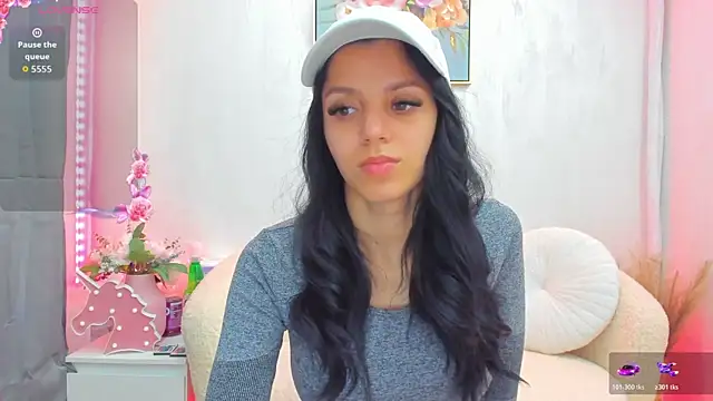 Sarabecker online show from 04-15-26, 08:42