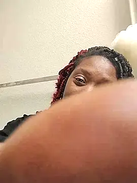 markquanna online show from 10-18-25, 03:52