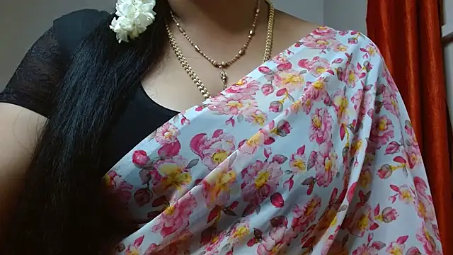 tamilharini online show from 09-22-25, 04:40