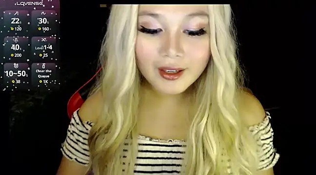 Snapshot of stacey_wills44 chatting on 01-30-25, 12:37 stacey wills44 online show from 01-30-25, 12:37