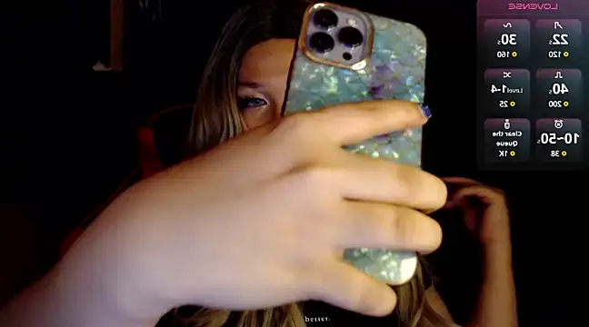 Snapshot of stacey_wills44 chatting on 12-16-24, 02:05 stacey wills44 online show from 12-16-24, 02:05