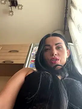 CrazzyChicks online show from 02-20-26, 06:26