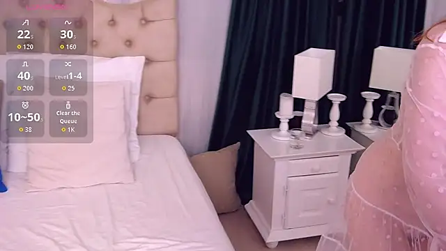 GiselleFox online show from 11-26-25, 04:12