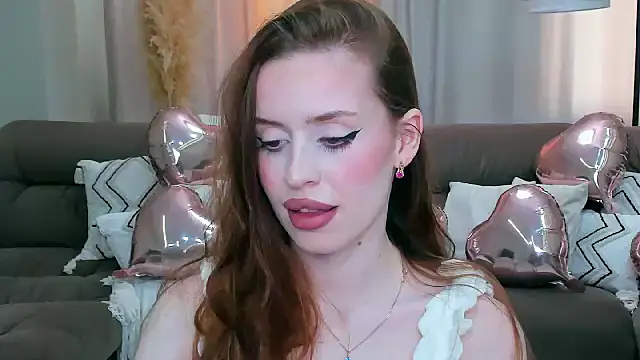 Snapshot of _Sweet__Cherry_ chatting on 04-04-26, 04:19 Sweet Cherry online show from 04-04-26, 04:19