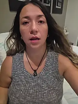 isabella rossse online show from 07-17-26, 10:18