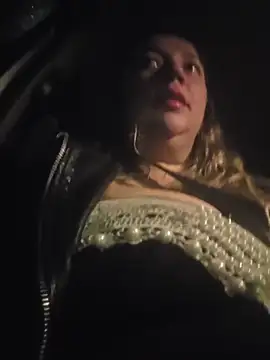 isabella rossse online show from 11-18-25, 11:59